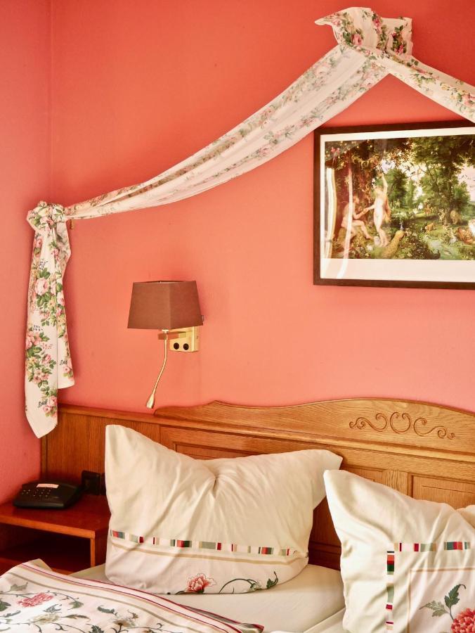 Pension Gruenes Herz Tonndorf Экстерьер фото